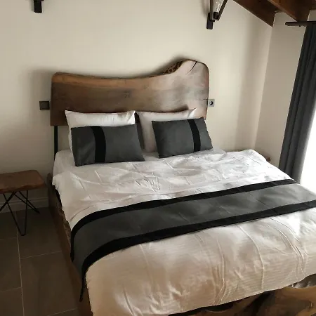 Masklavi Hodinový hotel