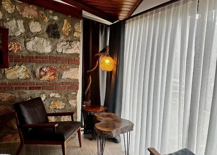 ラブホテル Masklavi