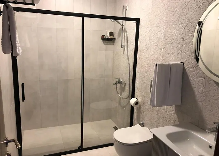 ラブホテル Masklavi Kestel (Bursa)