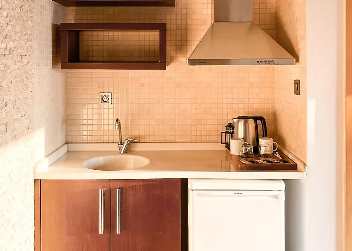 ラブホテル Masklavi *