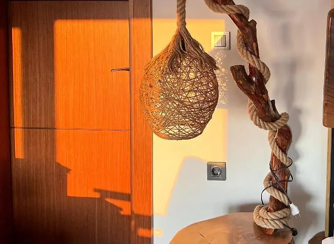 ラブホテル Masklavi Kestel (Bursa)